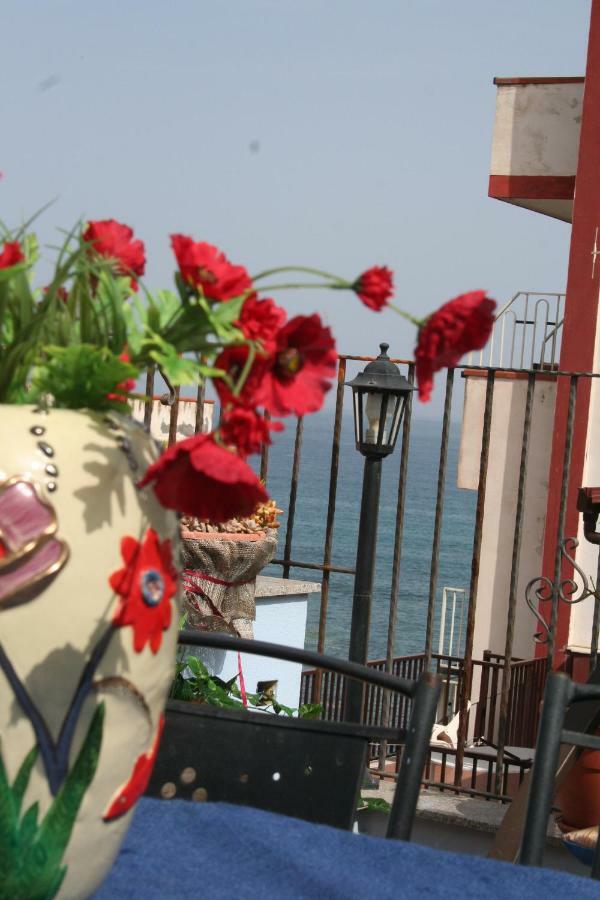 Casa Vacanze Aloha Giardini Naxos Εξωτερικό φωτογραφία